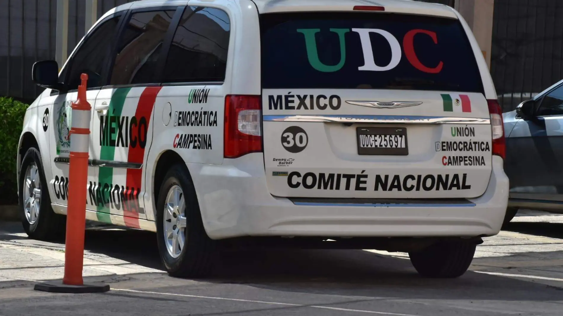 Busca UDC la regularización de autos americanos en Guanajuato  (1)